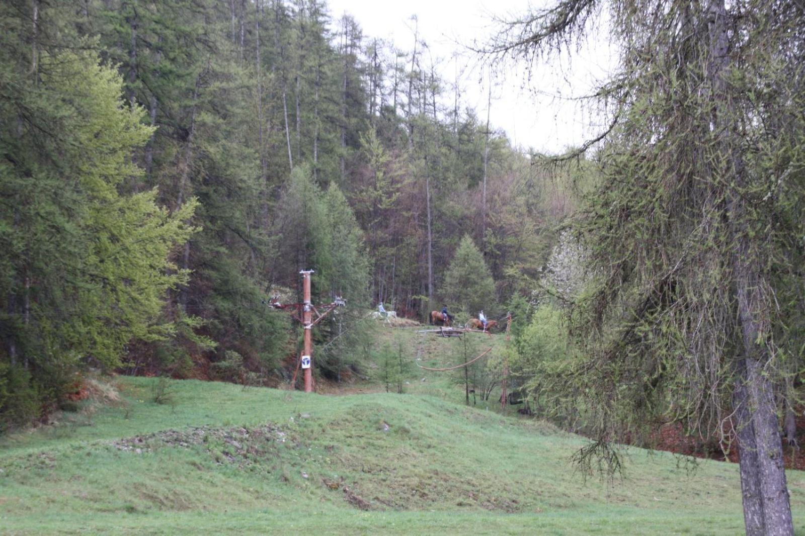 Les Gites De L'E.D.E. Saint-Leger-les-Melezes Eksteriør billede