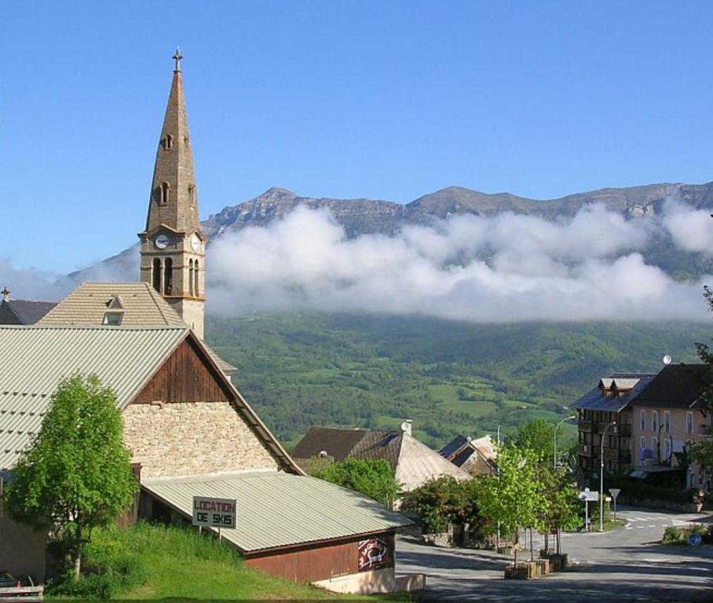 Les Gites De L'E.D.E. Saint-Leger-les-Melezes Eksteriør billede
